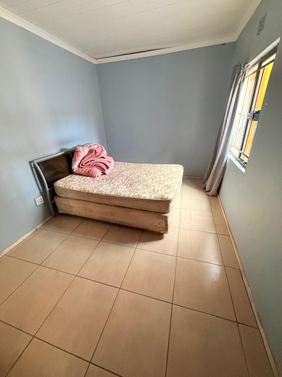 3 Bedroom Property for Sale in Nomzamo Western Cape